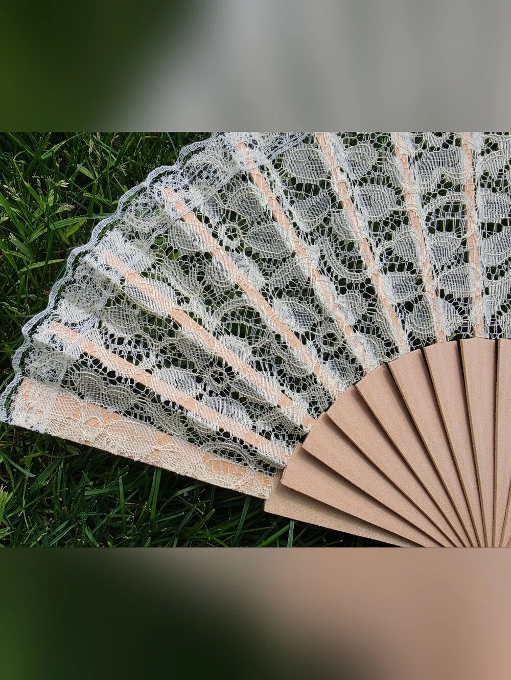 Ivory Beige Lace Fans for Wedding Ceremony